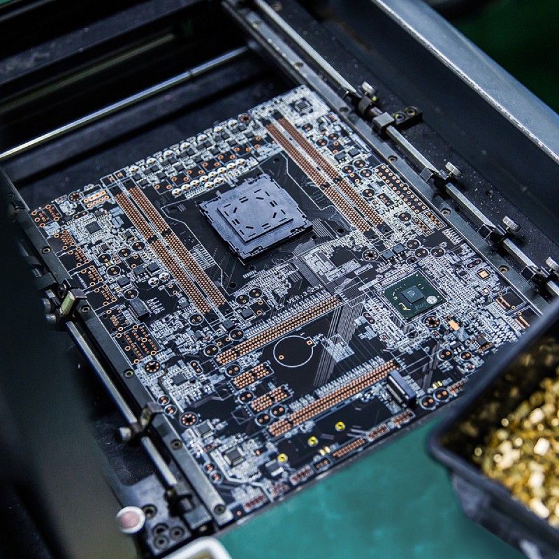 Mixed Technology PCB Assembly